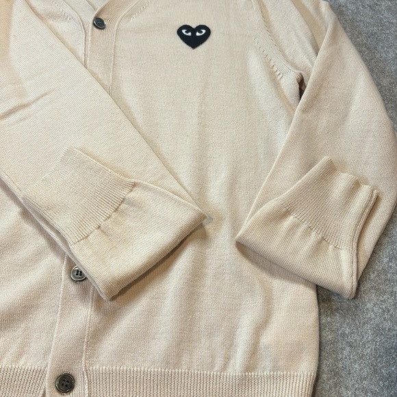 Comme Des Garcon PLAY Heart Patch  Cardigan in Beige. Made in Japan. - Picture 5 of 16